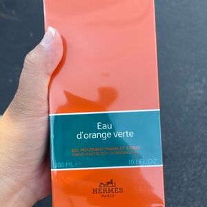 Hermes cleansing gel